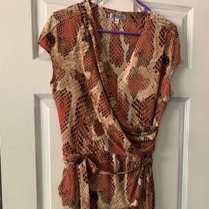 Jennifer Lopez snake skin pattern dress !!